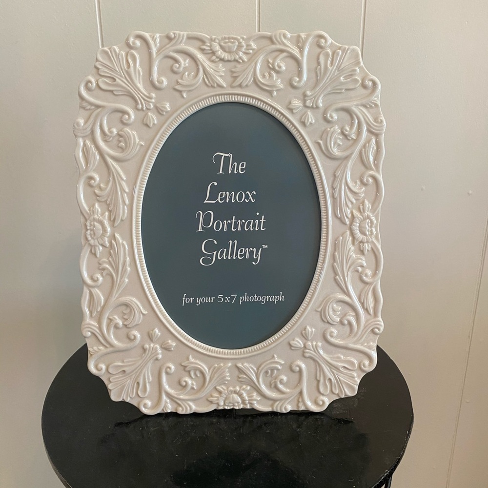 5x7 Authentic LENOX FRAME